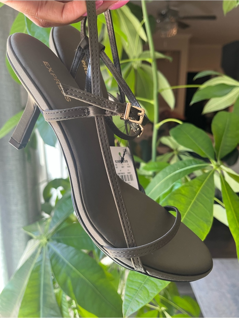 EXPRESS Strappy Slingback Mid Heeled Sandal - Picture 5 of 5
